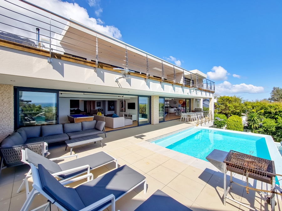 To Let 7 Bedroom Property for Rent in Camps Bay Western Cape